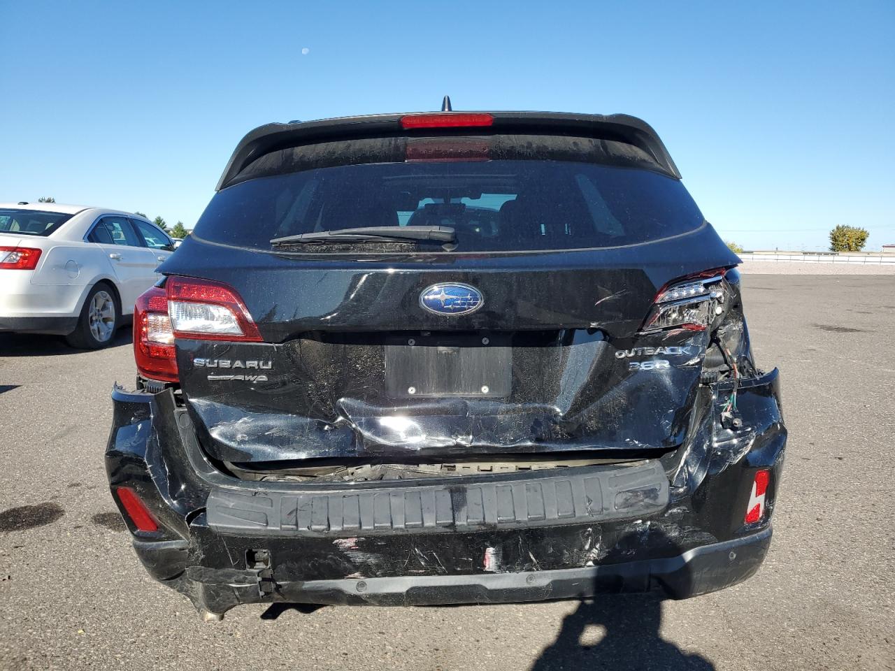 SUBARU OUTBACK TOURING