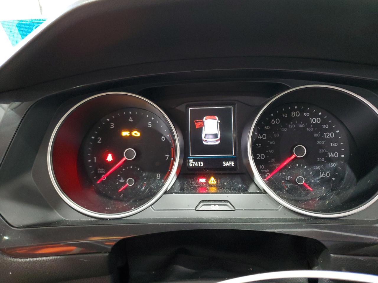 VOLKSWAGEN TIGUAN SE