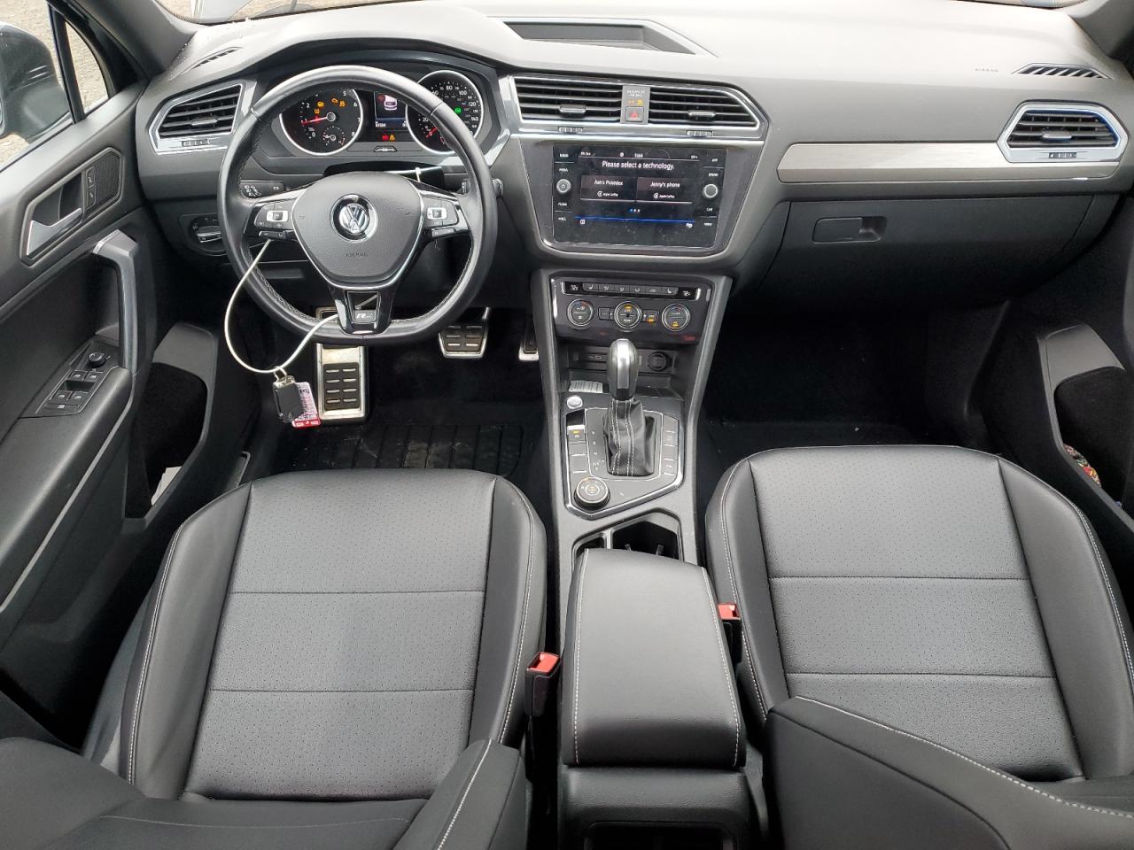 VOLKSWAGEN TIGUAN SE