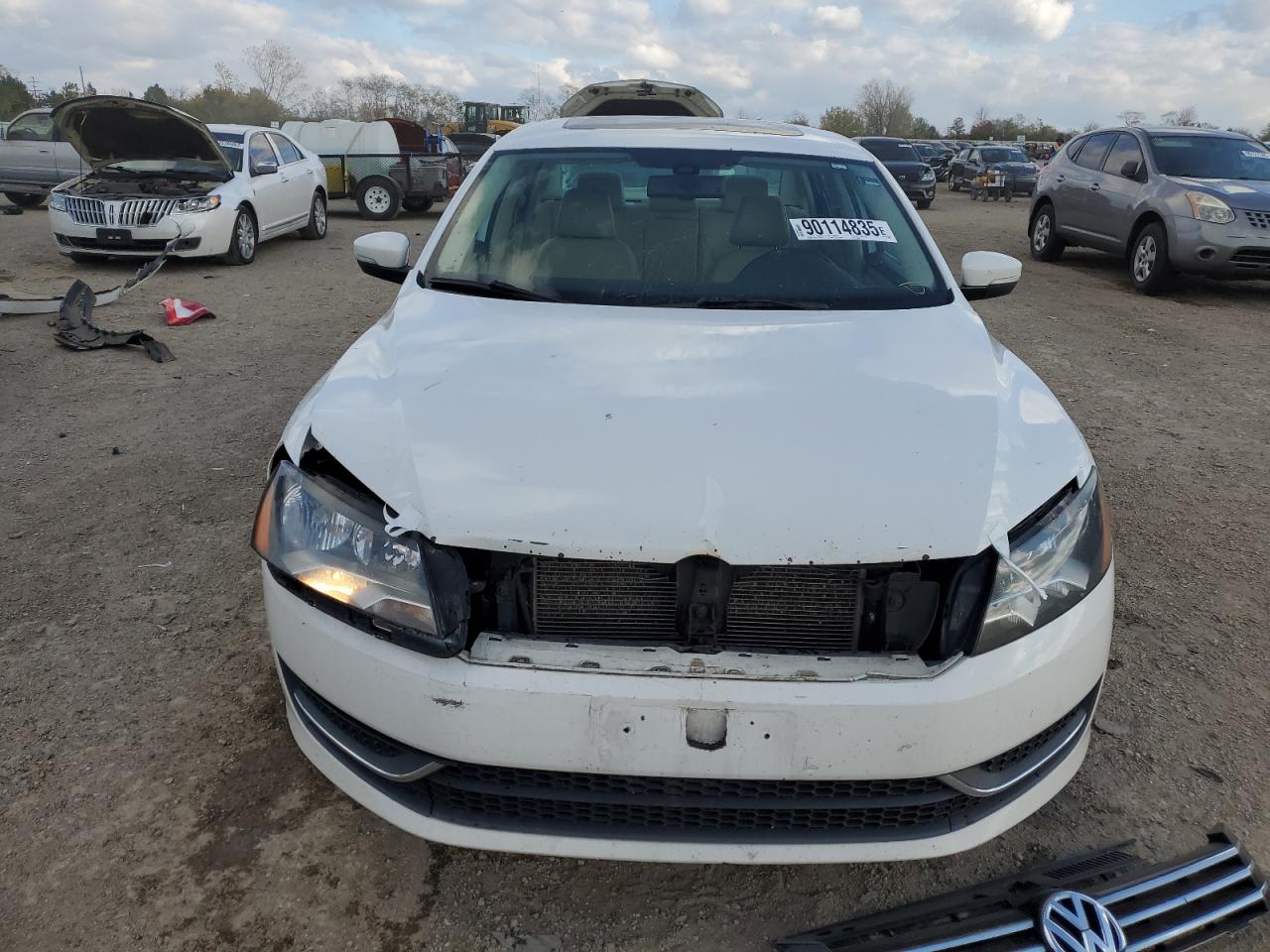 VOLKSWAGEN PASSAT SE