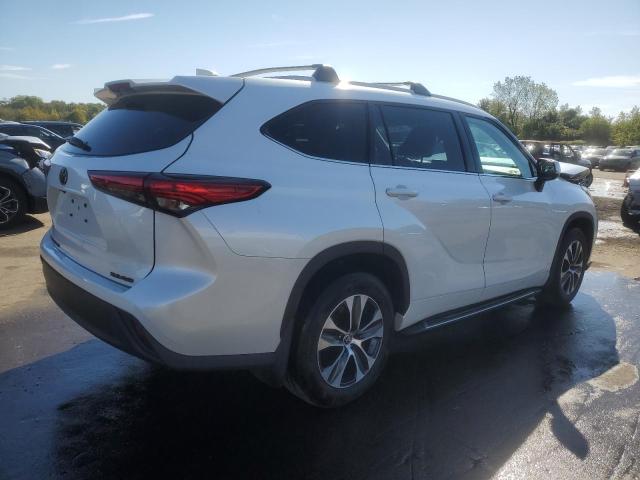 2022 TOYOTA HIGHLANDER - 5TDGZRBH7NS583117