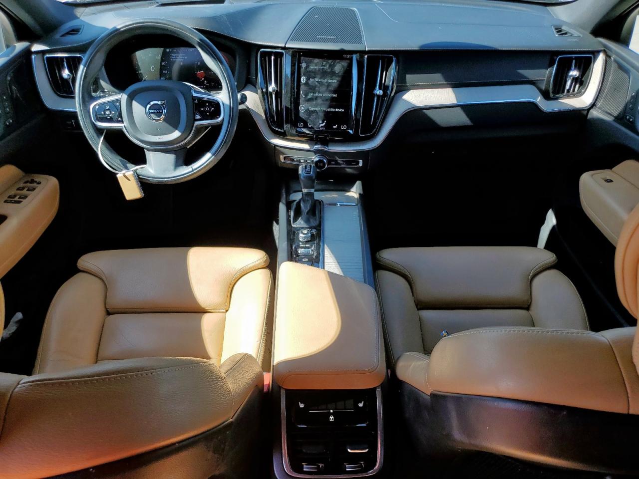 VOLVO XC60 T5 INSCRIPTION