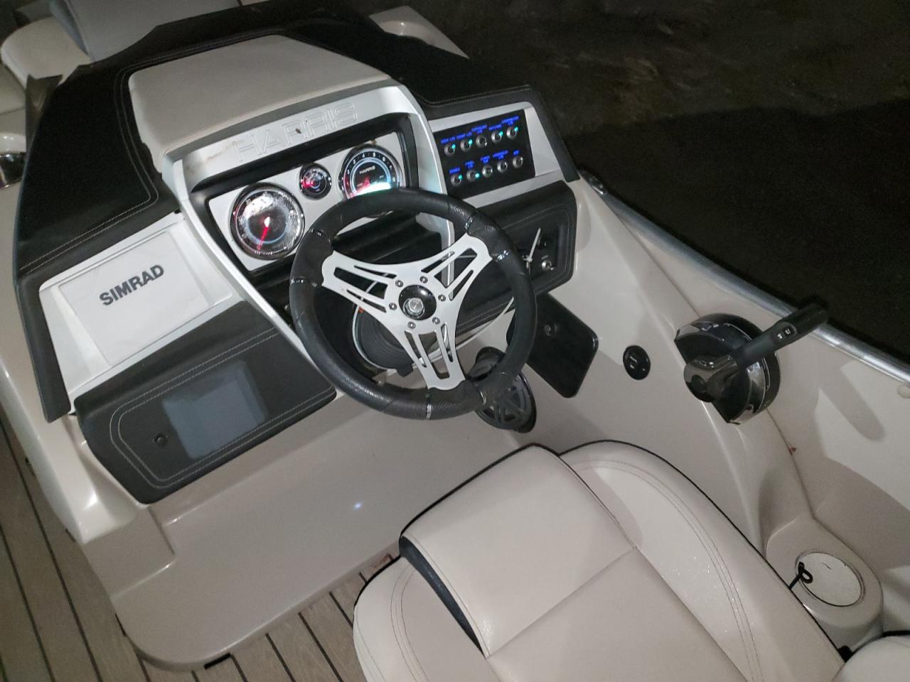 Lot #3264600929 2019 HARRIS FLOTEBOTE GRAND MARI