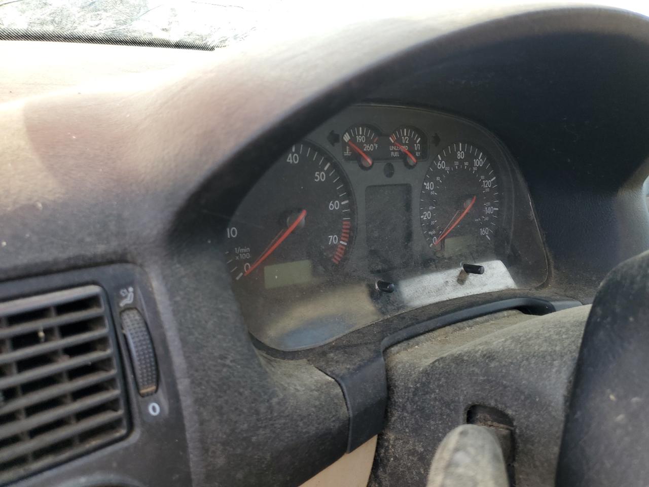 Lot #3261448336 1999 VOLKSWAGEN GOLF GL