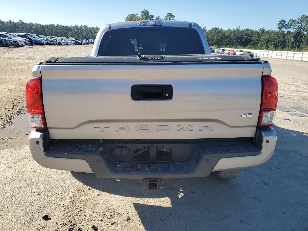 TOYOTA TACOMA DOUBLE CAB