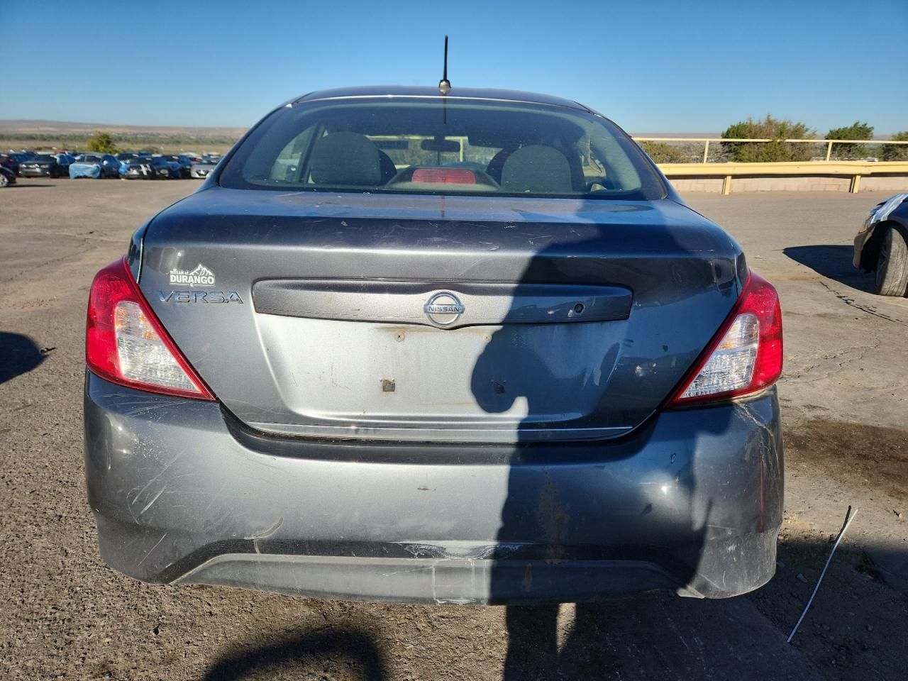 NISSAN VERSA S