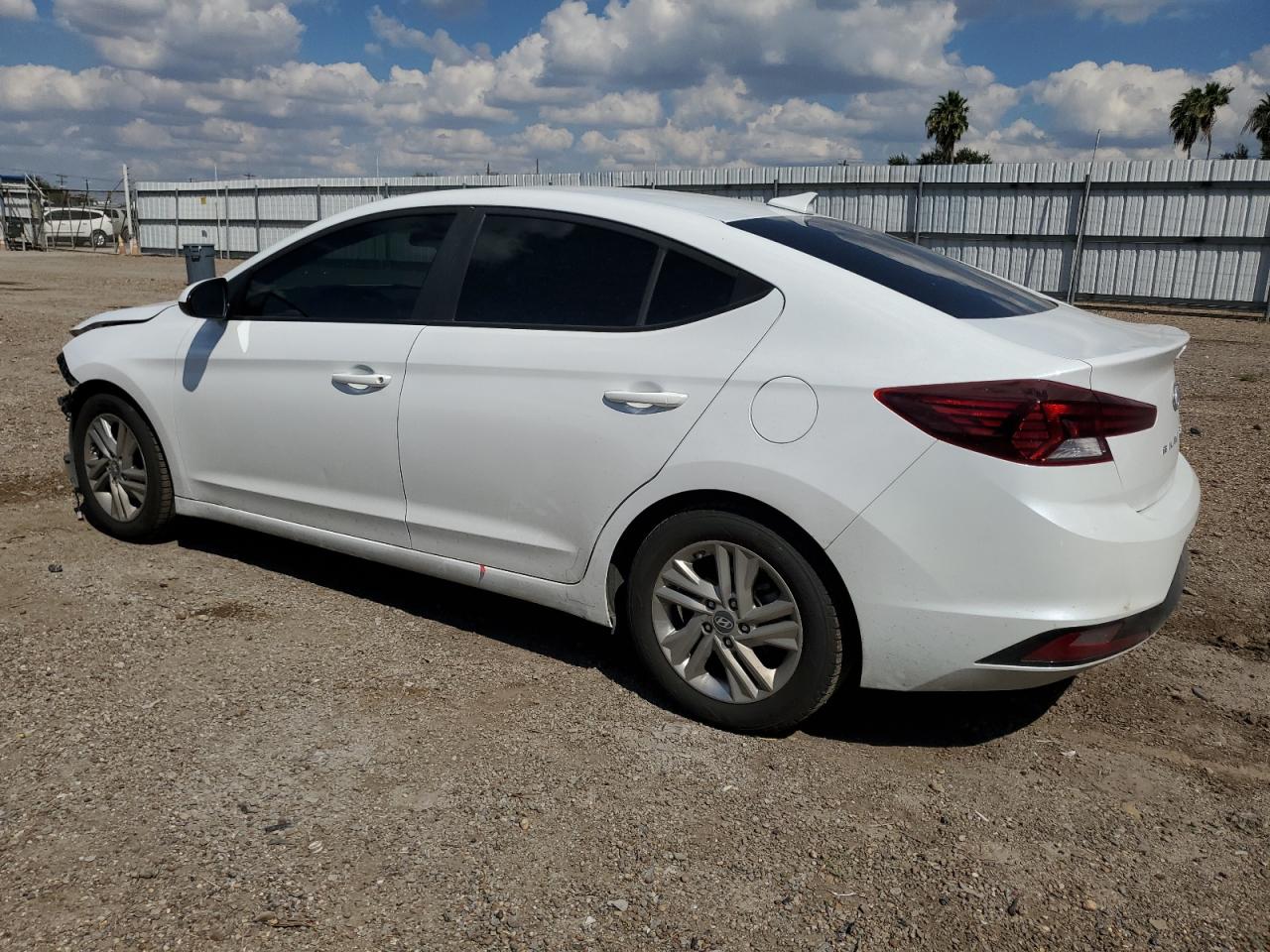 HYUNDAI ELANTRA SEL