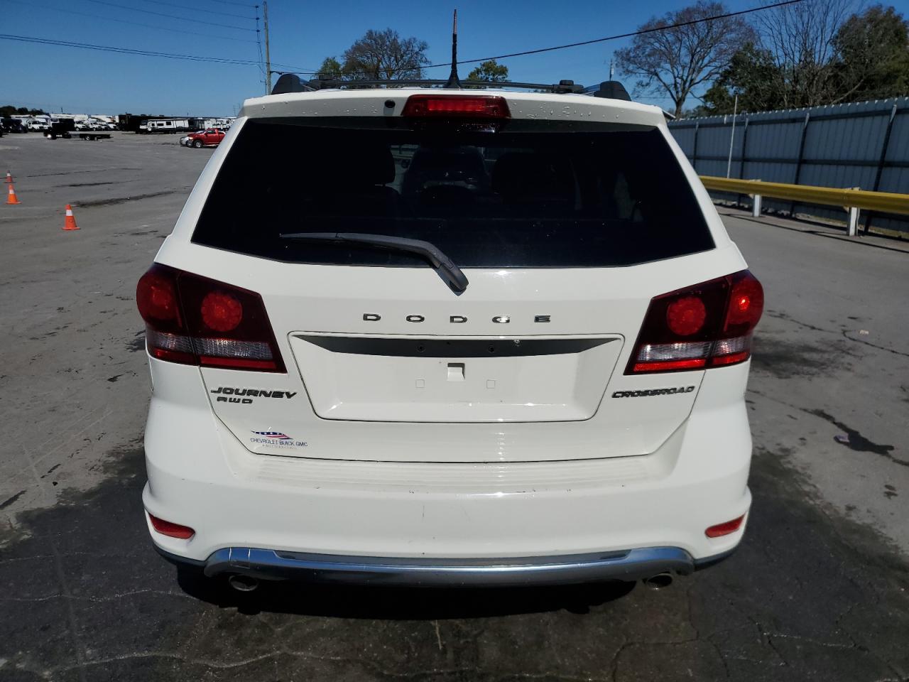 DODGE JOURNEY CROSSROAD