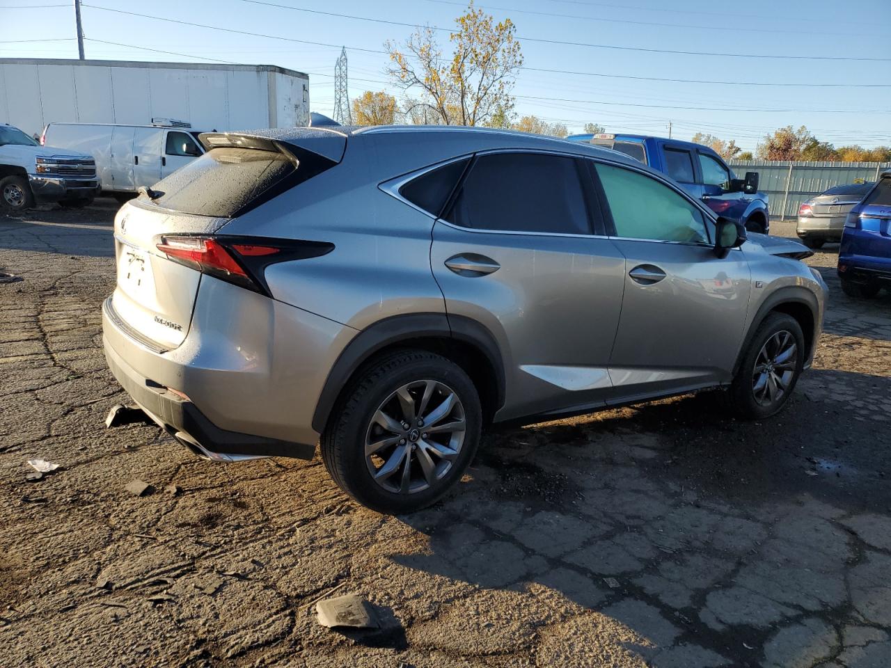 LEXUS NX 200T BASE
