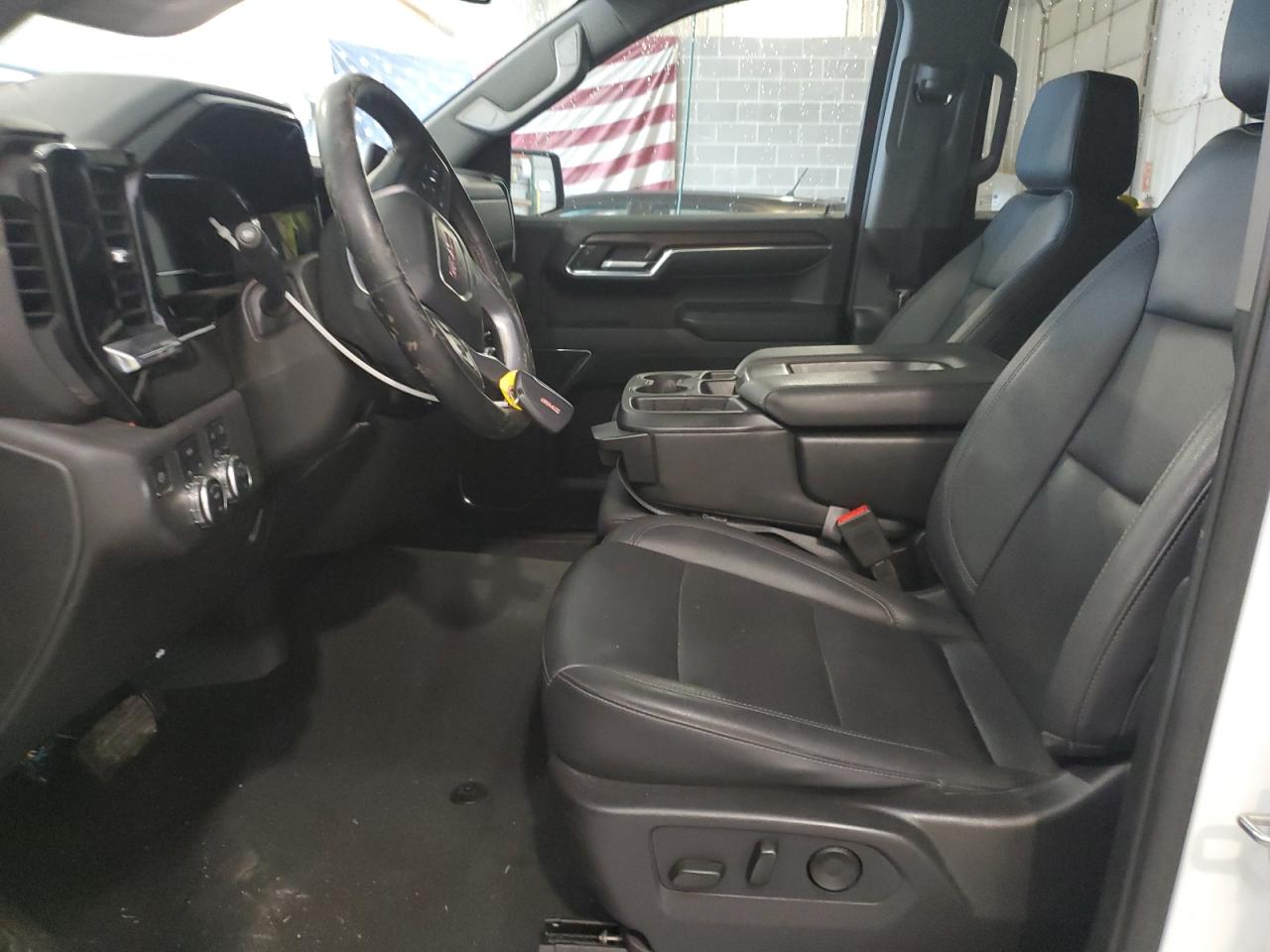 GMC SIERRA K1500 SLT