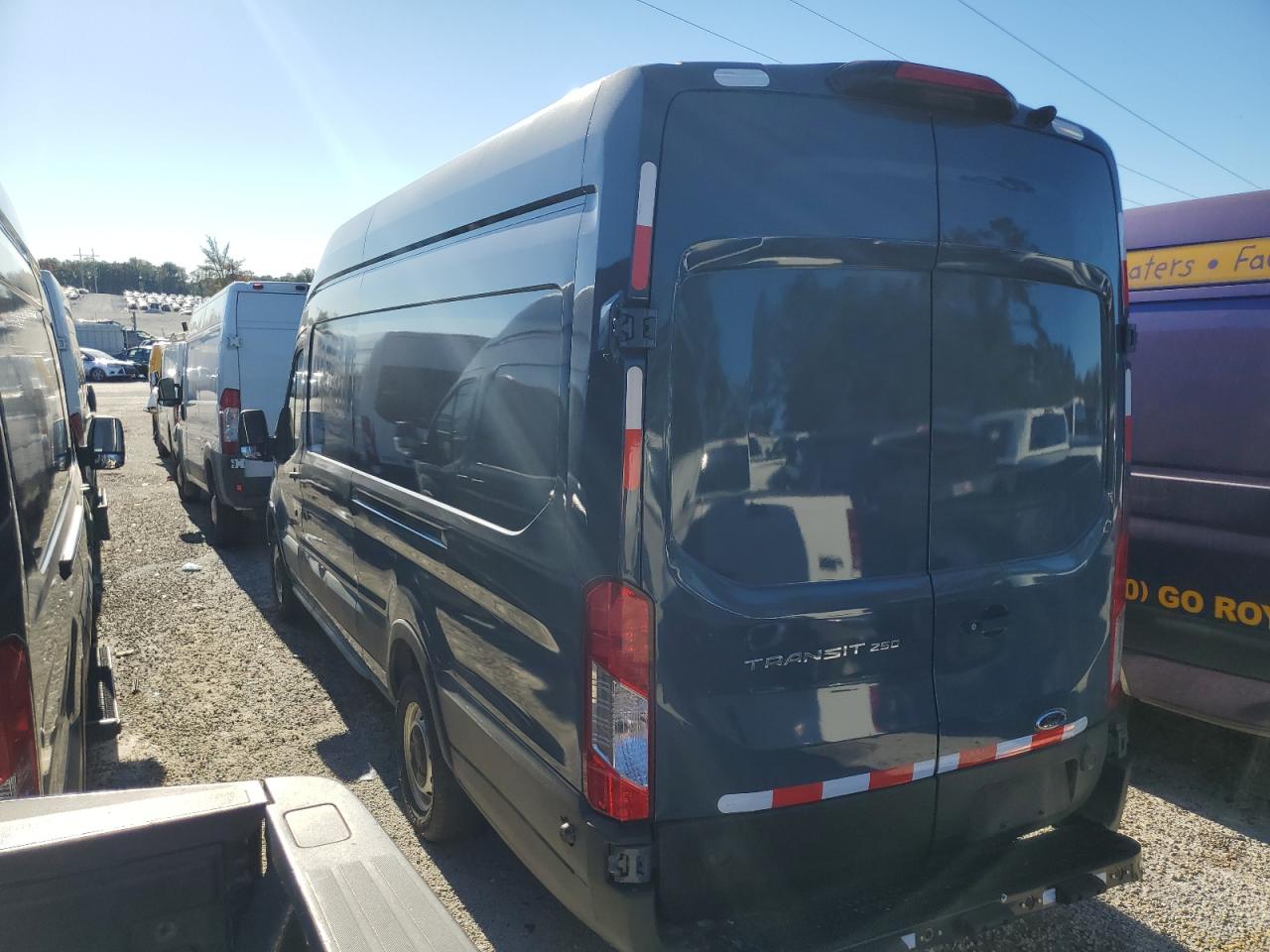 Lot #3302706020 2020 FORD TRANSIT T-