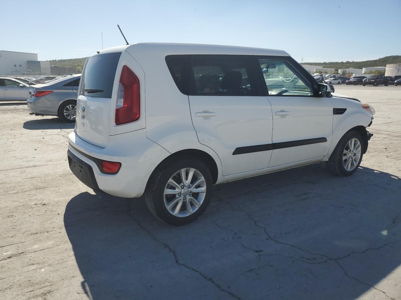 KIA SOUL +