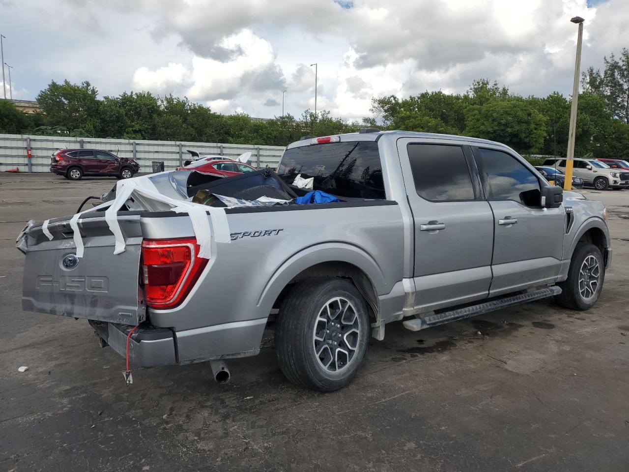 FORD F-150 SUPERCREW