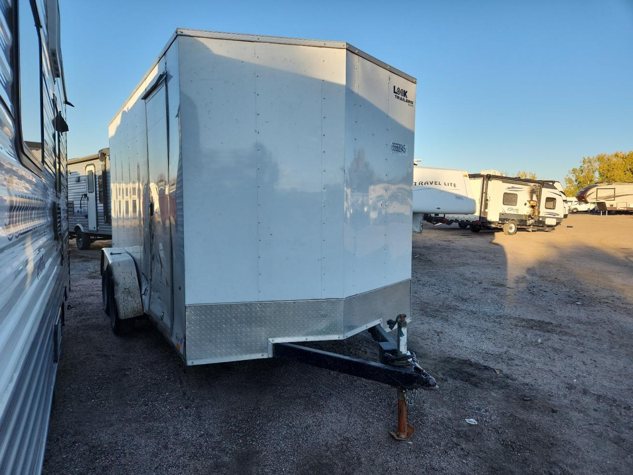 Lot #3285648272 2024 LOOK TRAI