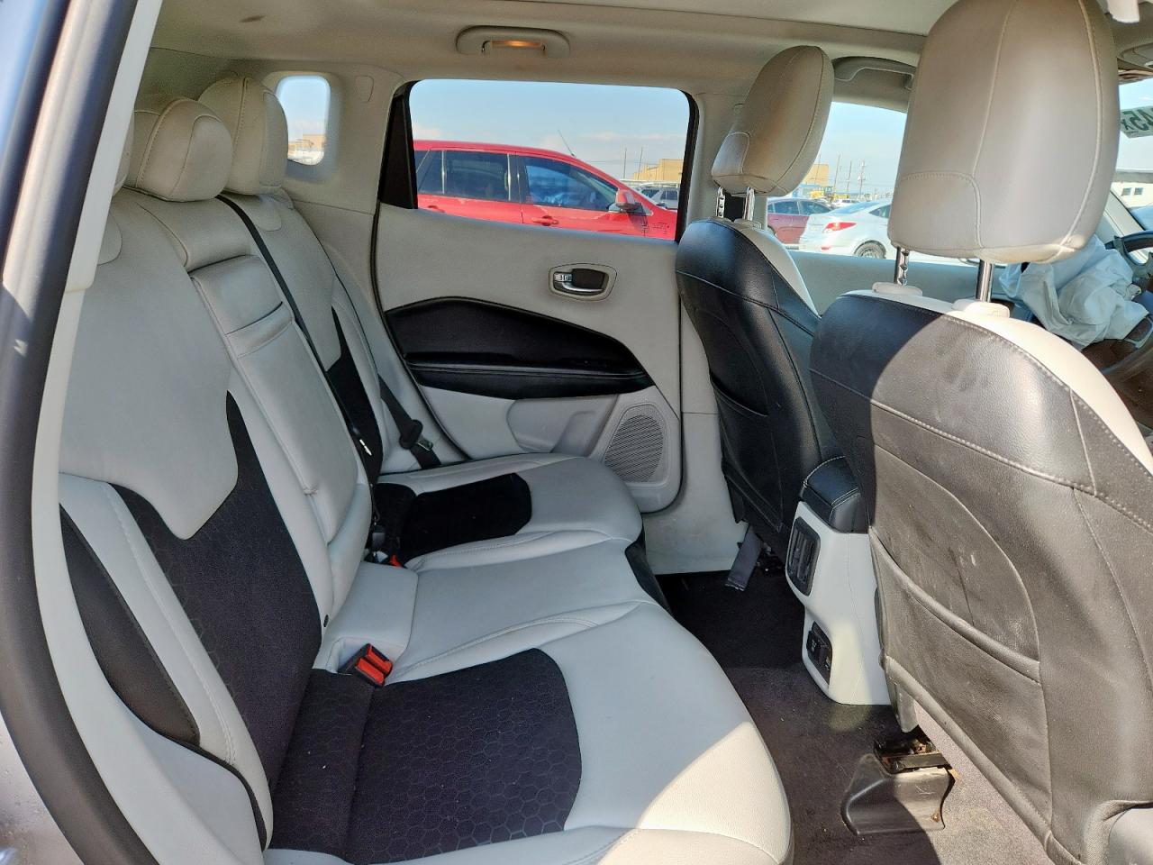 JEEP COMPASS LATITUDE