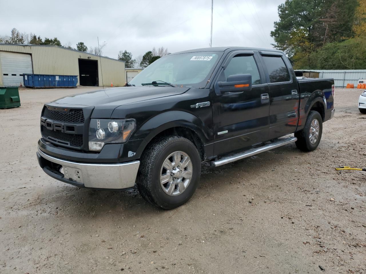 FORD F-150 SUPERCREW