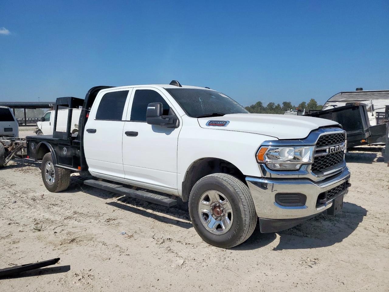 RAM 2500 TRADESMAN