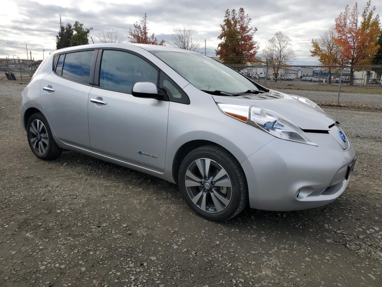 NISSAN LEAF S