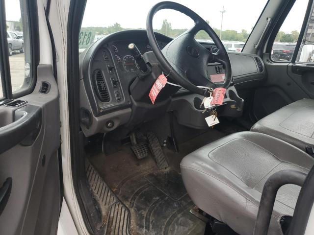 2013 FREIGHTLINER M2 106 MED #3318968997