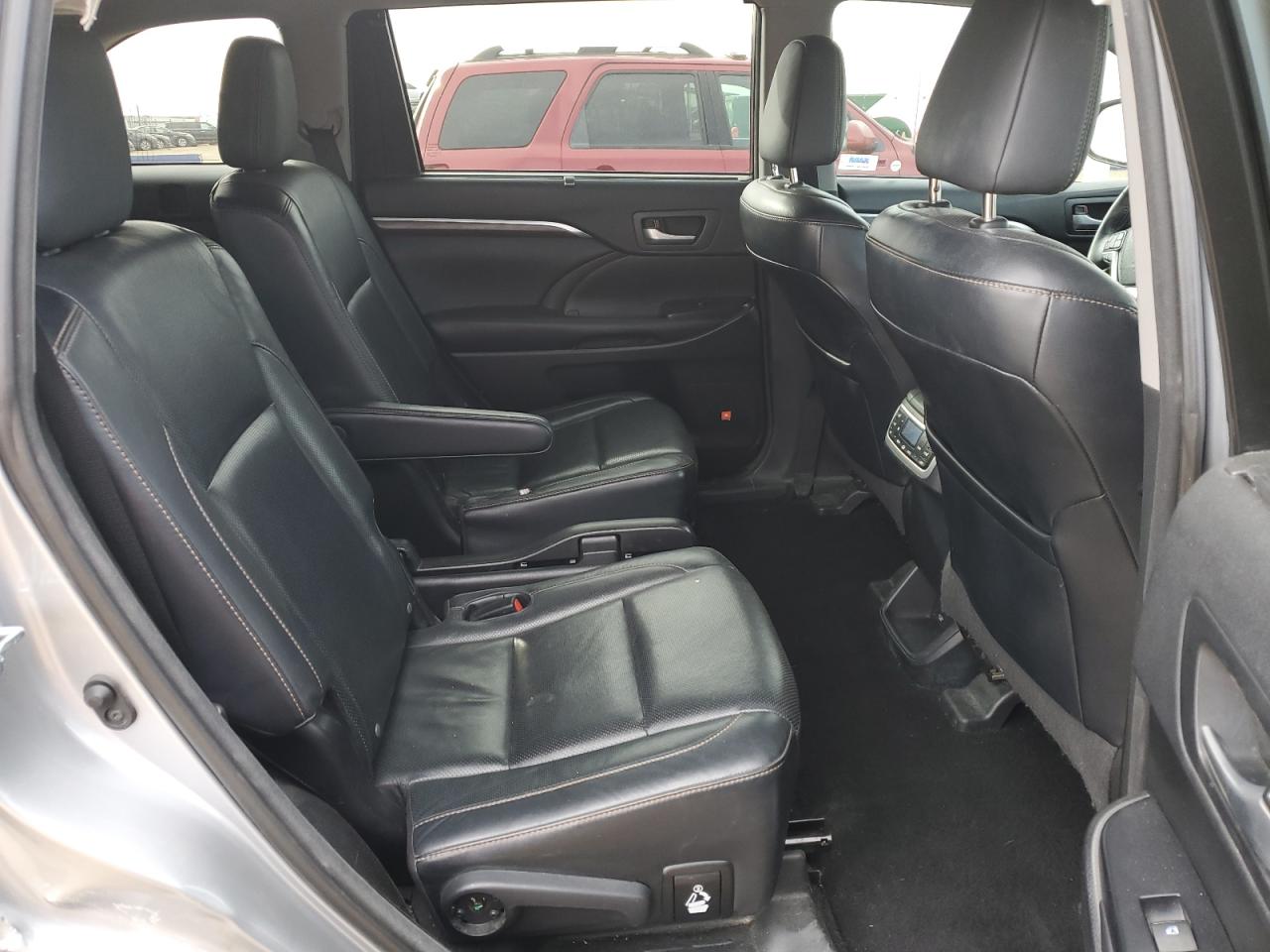 TOYOTA HIGHLANDER LIMITED