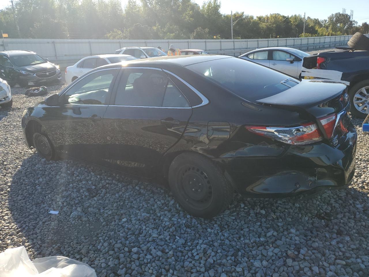 TOYOTA CAMRY LE