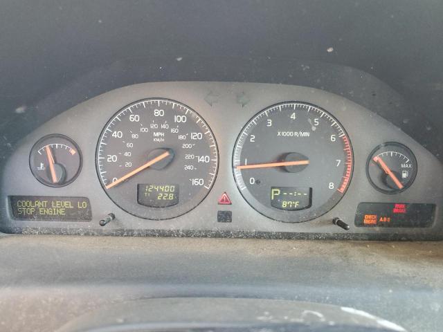 2001 VOLVO V70 XC #3292867575