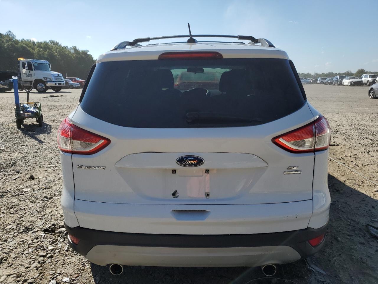 FORD ESCAPE SE