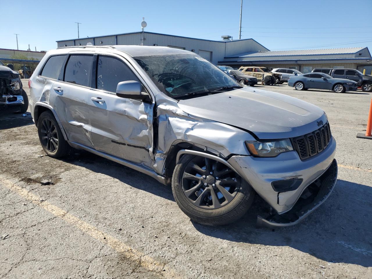 JEEP GRAND CHEROKEE LAREDO