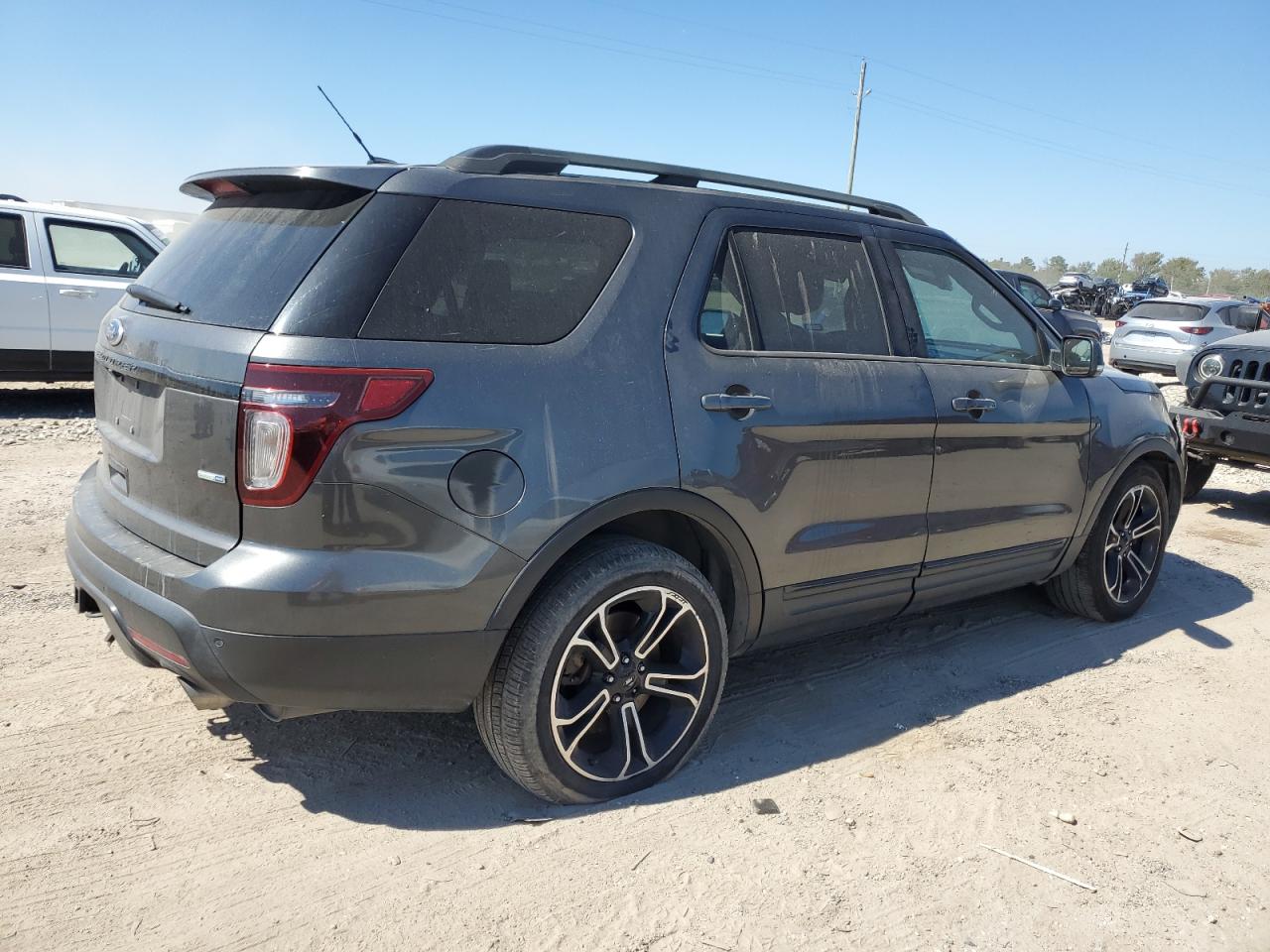 FORD EXPLORER SPORT
