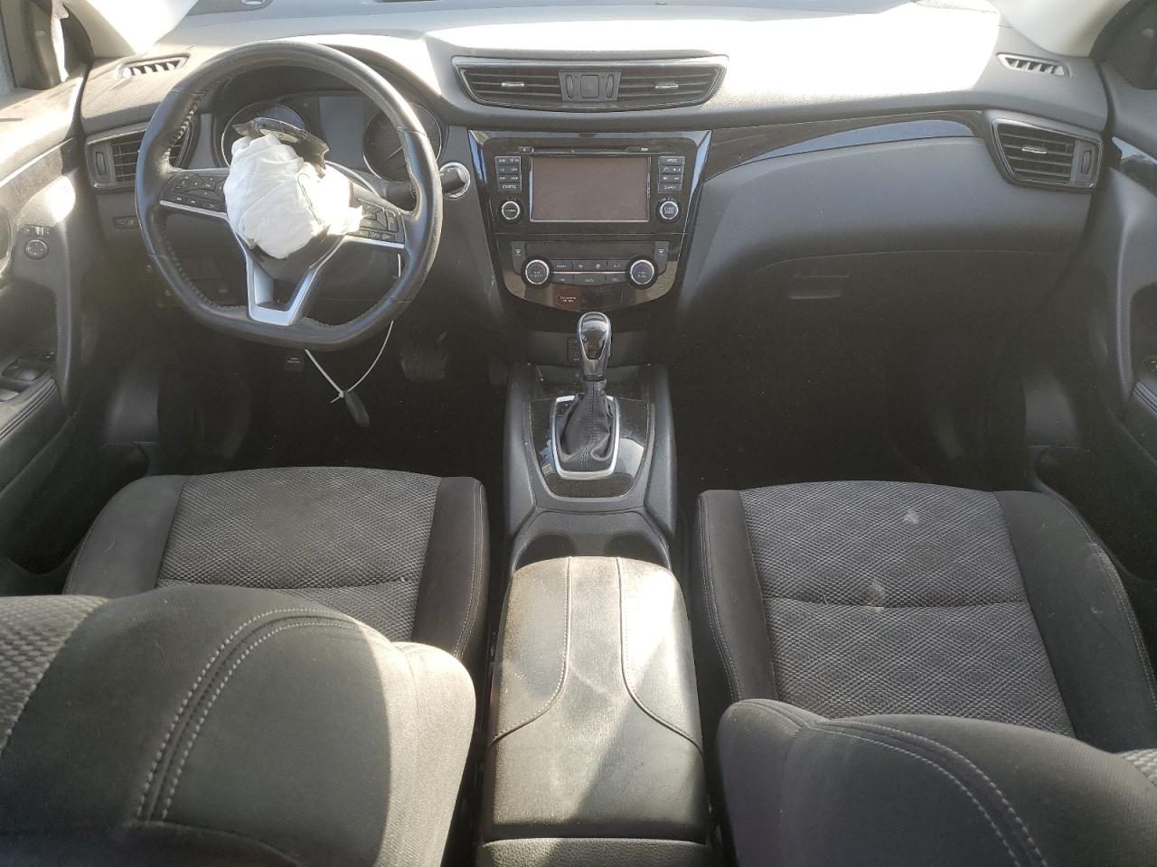 NISSAN ROGUE SPORT S