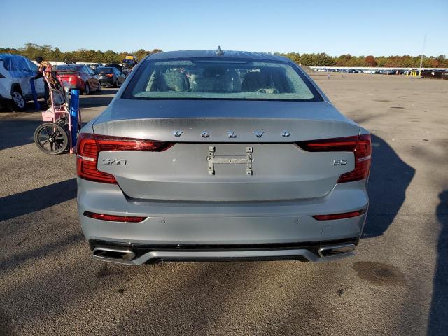 2022 VOLVO S60 B5 MOM - 7JRL12FZ3NG179288