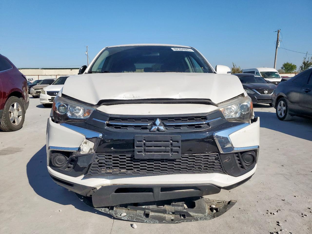 MITSUBISHI OUTLANDER ES