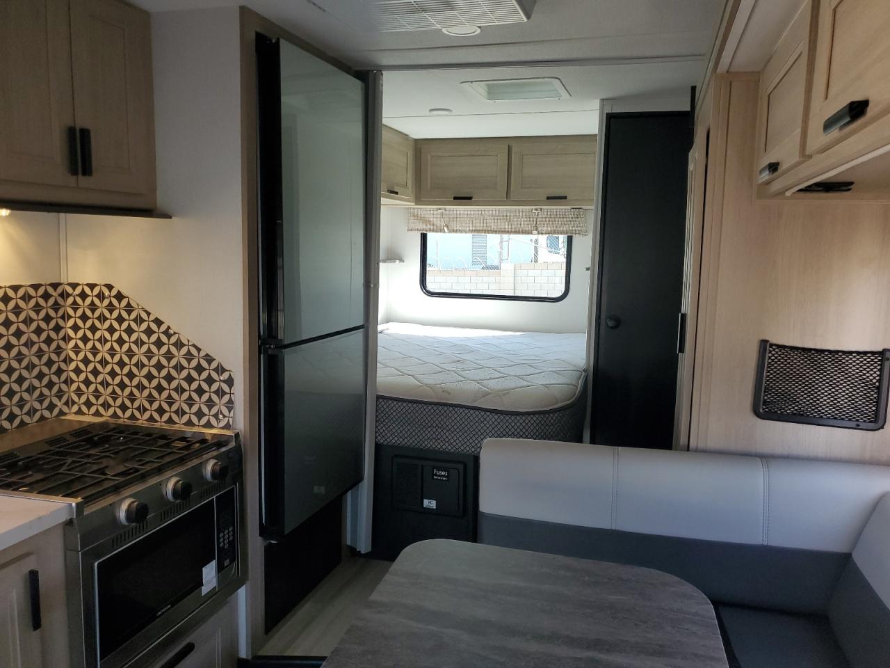 Lot #3286484203 2024 FORD E350 SUPER