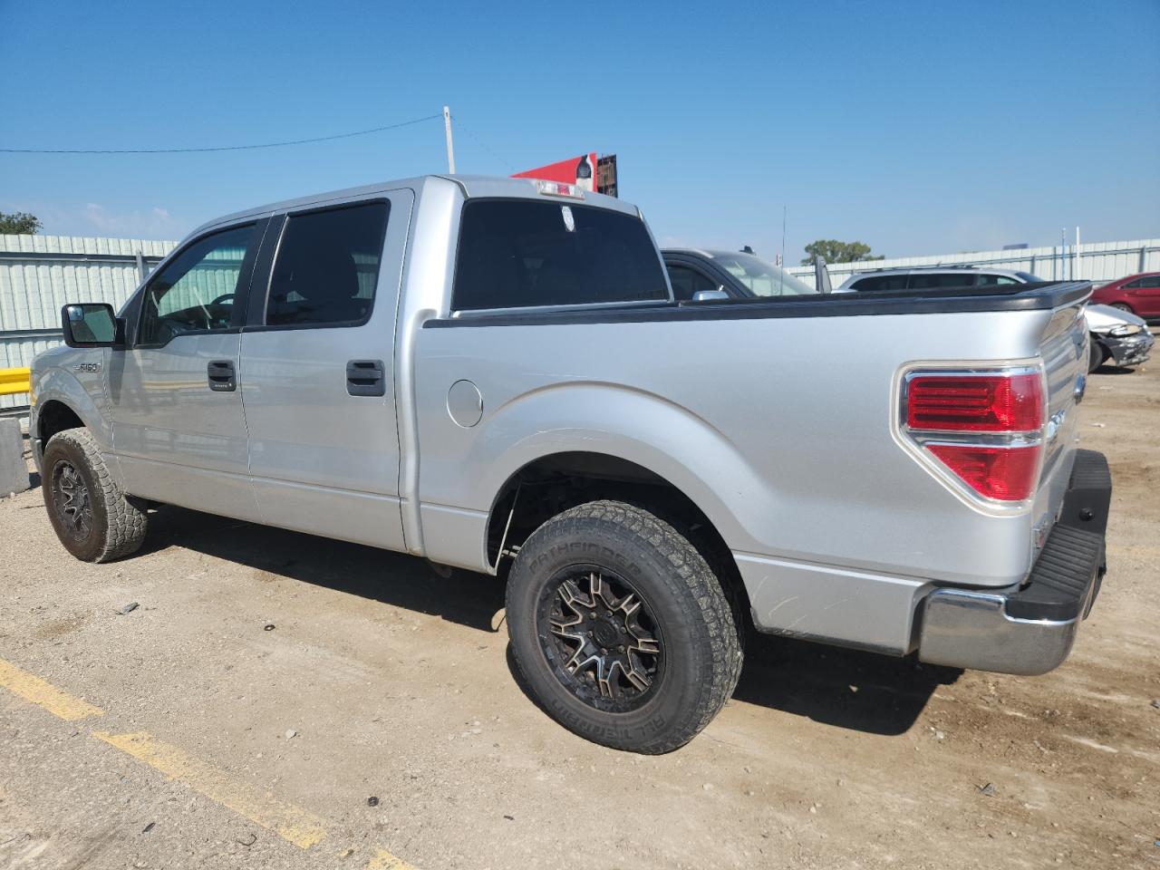 FORD F-150 SUPERCREW