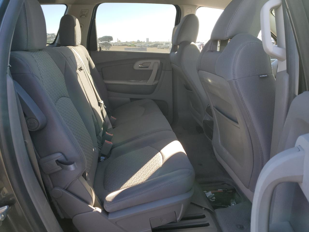 CHEVROLET TRAVERSE LS