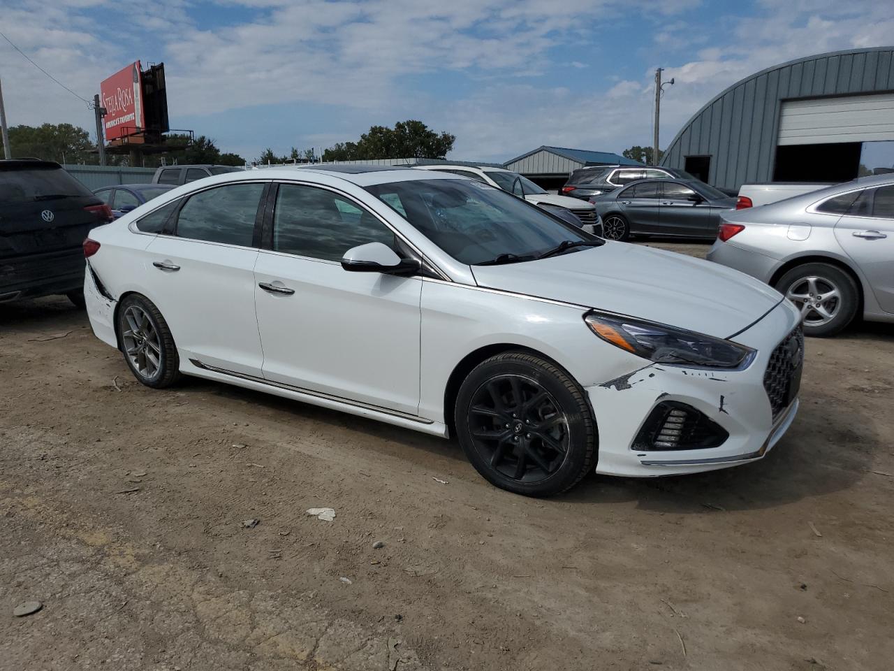 HYUNDAI SONATA SPORT