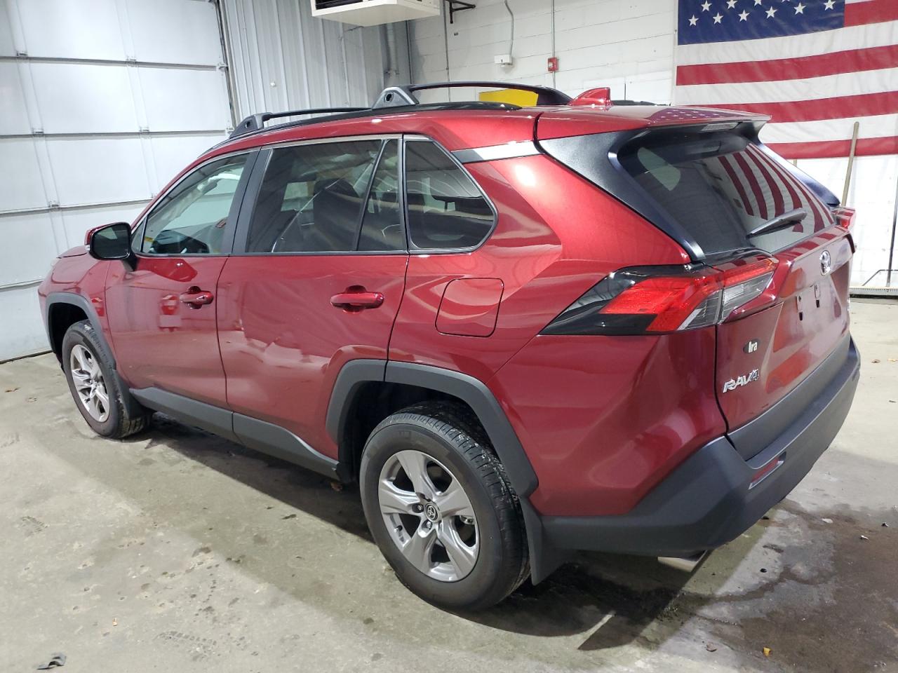 TOYOTA RAV4 XLE