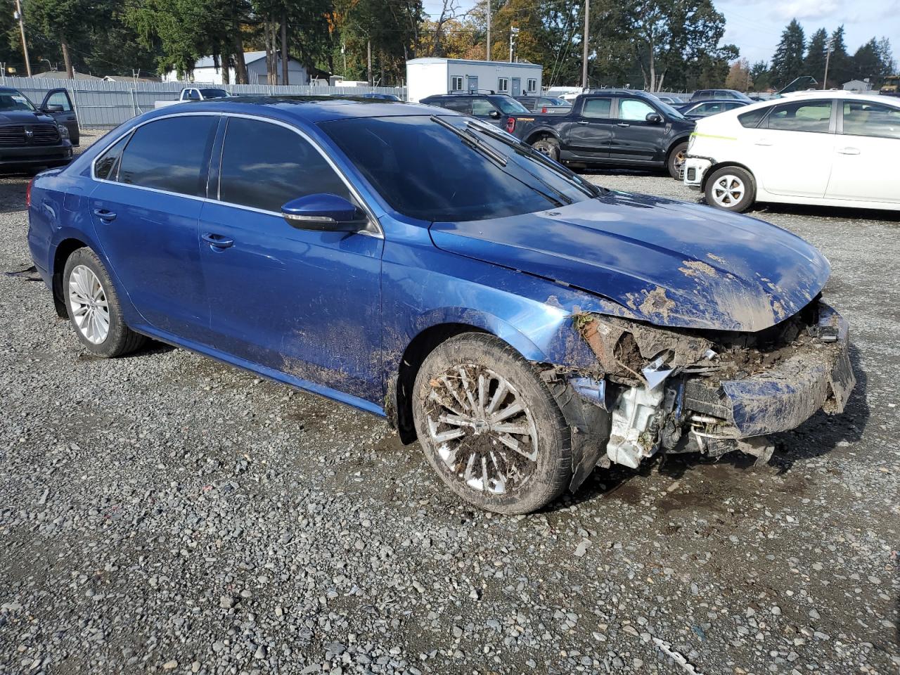 VOLKSWAGEN PASSAT SE