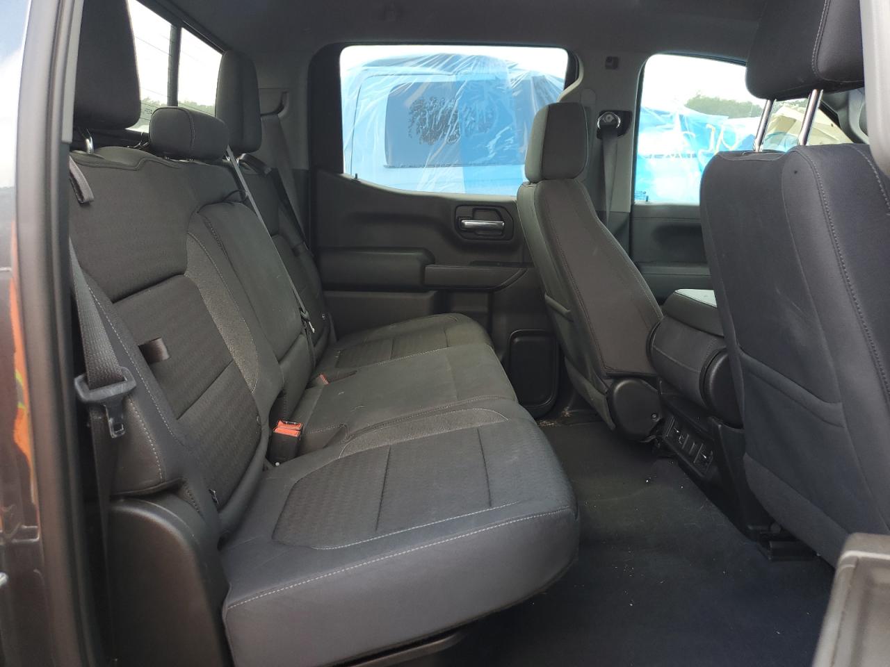 CHEVROLET SILVERADO C1500 LT