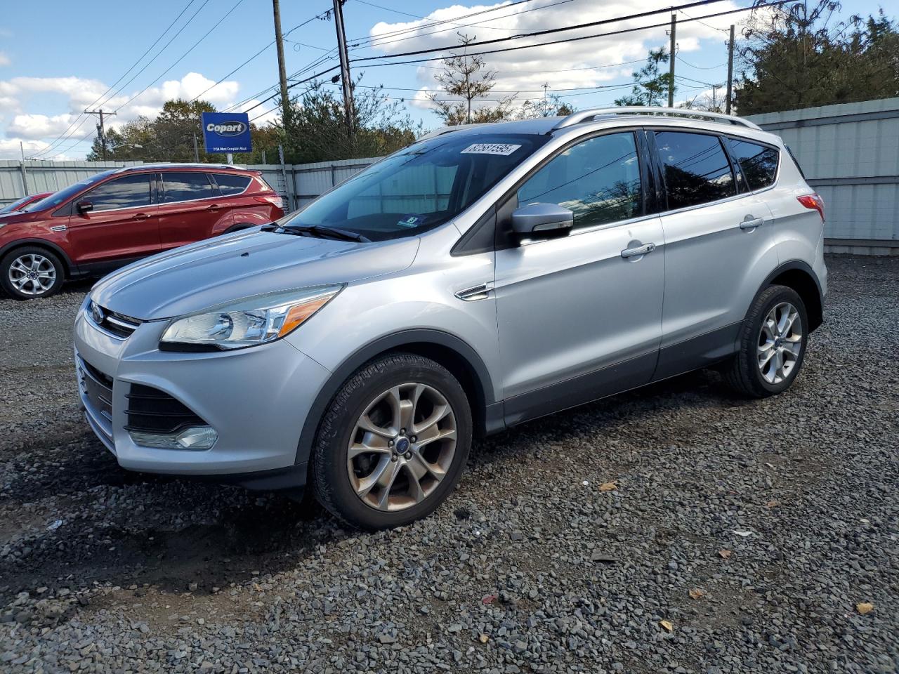 FORD ESCAPE TITANIUM