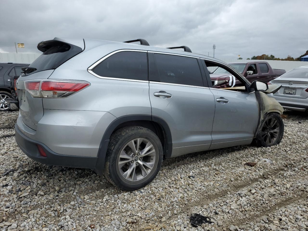 TOYOTA HIGHLANDER LE