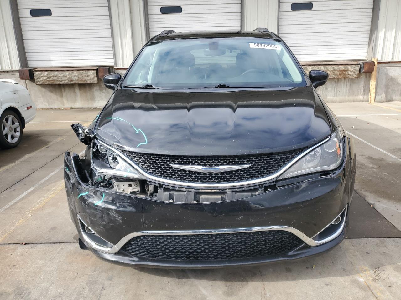 CHRYSLER PACIFICA TOURING L