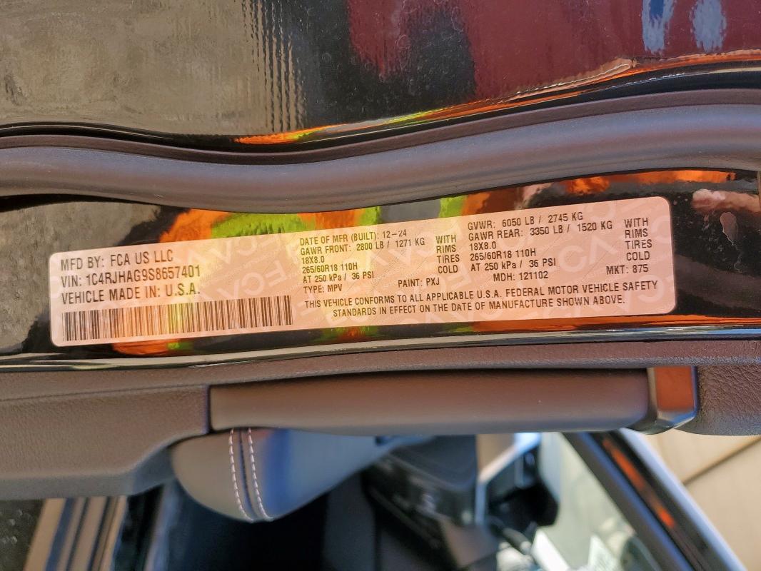 2025 JEEP GRAND CHER - 1C4RJHAG9S8657401