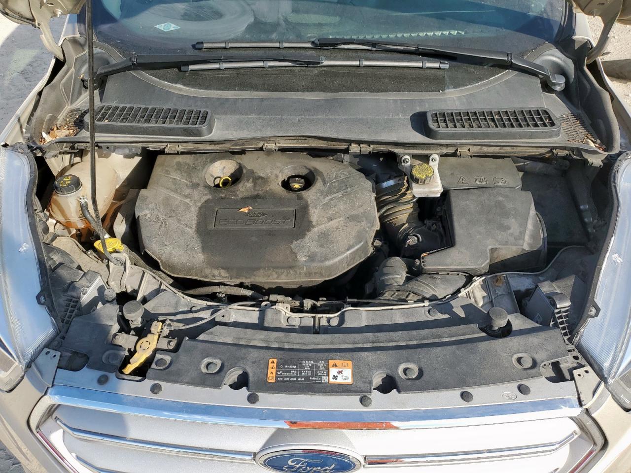 FORD ESCAPE TITANIUM