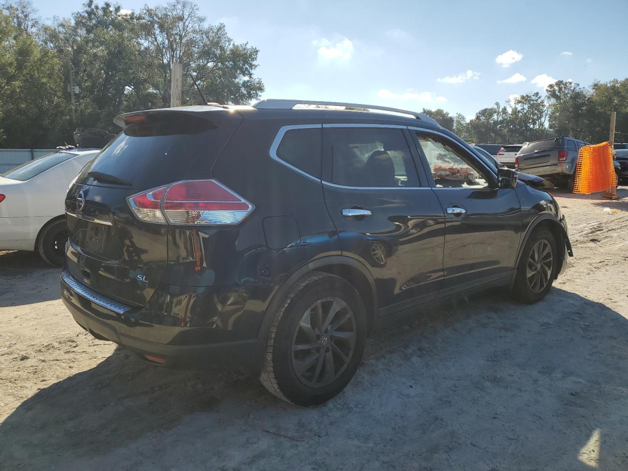 NISSAN ROGUE S