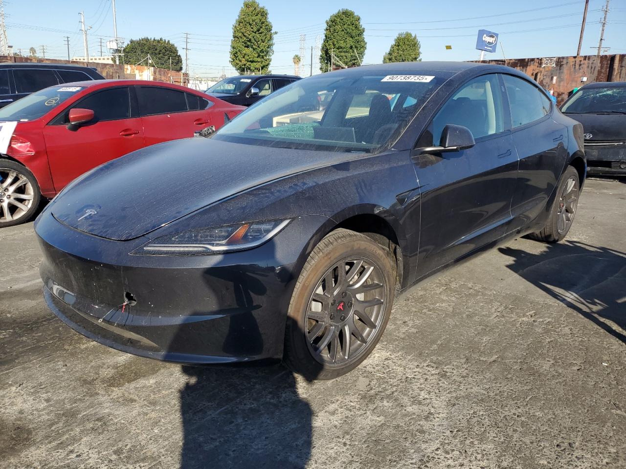 TESLA MODEL 3