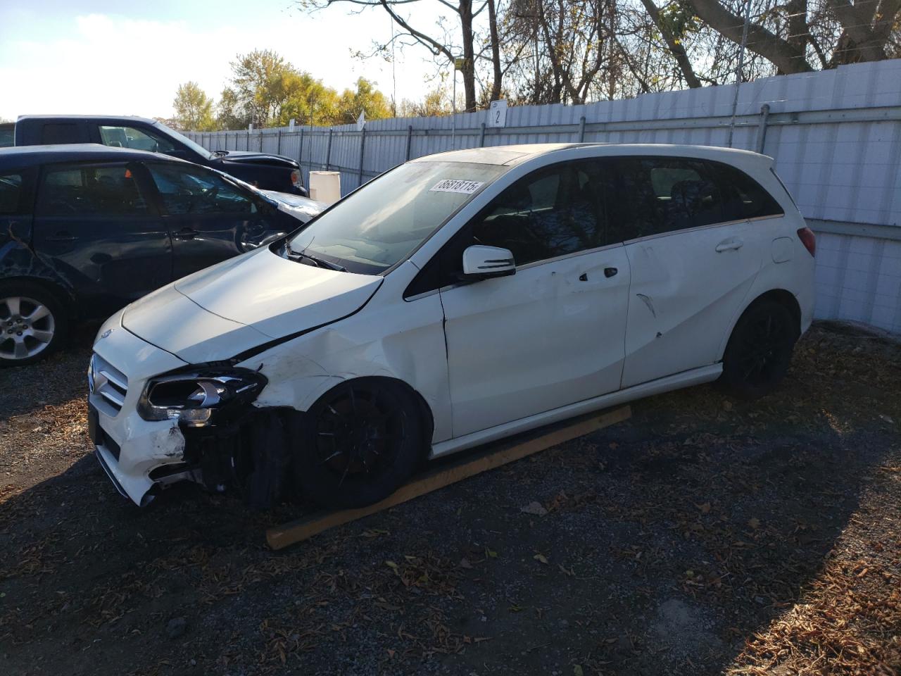 MERCEDES-BENZ B-CLASS B250