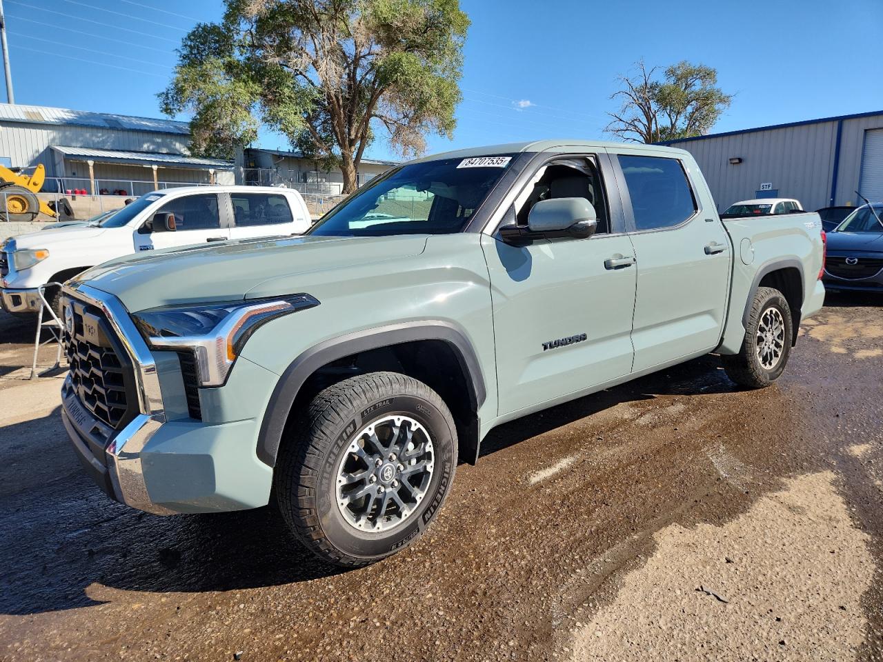 TOYOTA TUNDRA CREWMAX SR