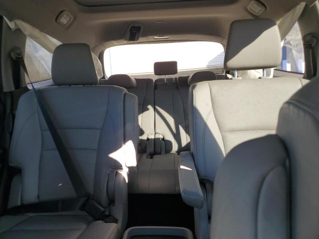 2017 HONDA PILOT ELIT - 5FNYF6H08HB035438