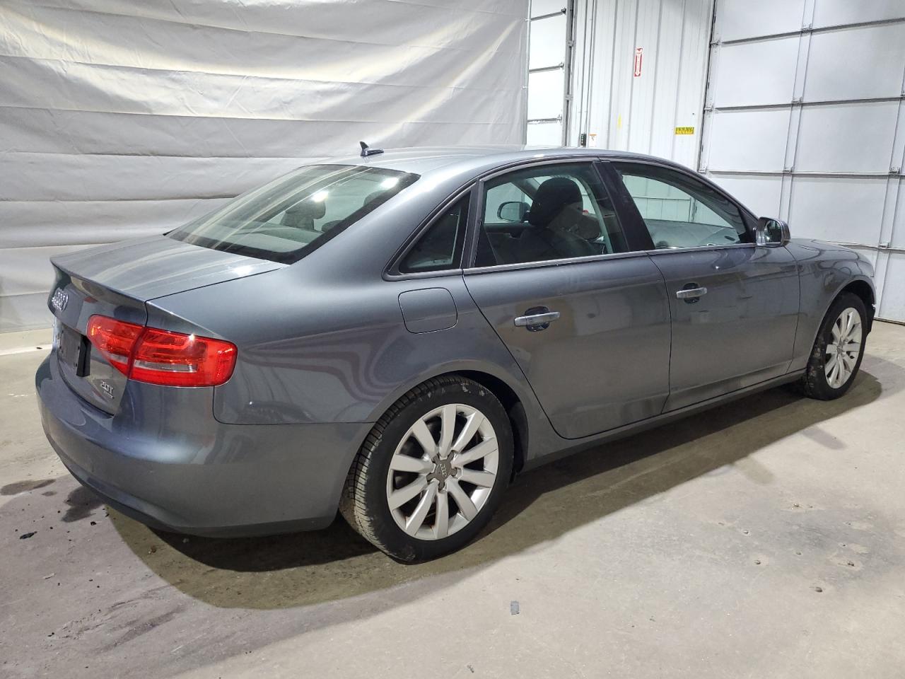 AUDI A4 PREMIUM